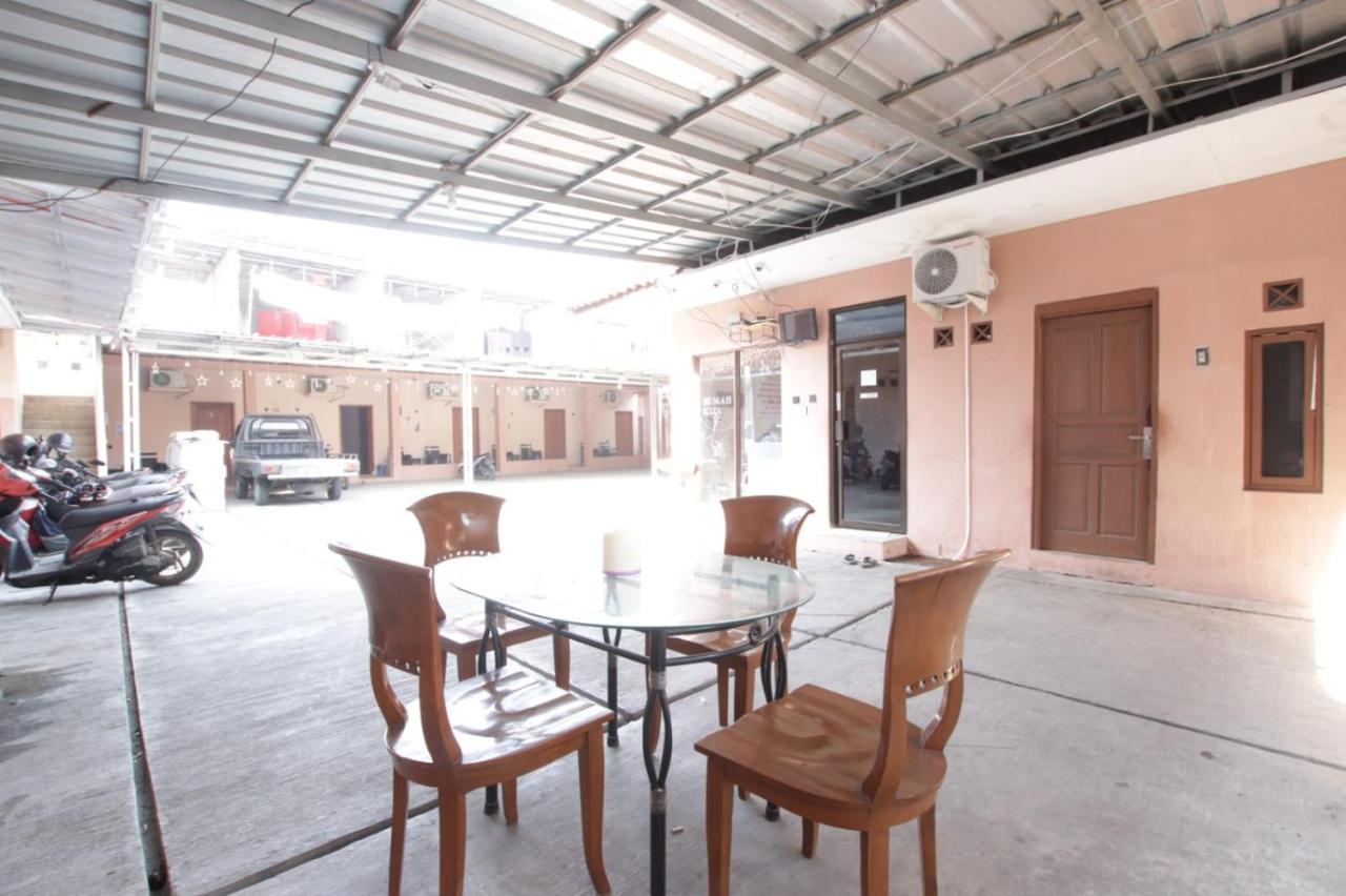 Oyo 91490 Hotel Rumah Kita Cirebon Eksteriør billede