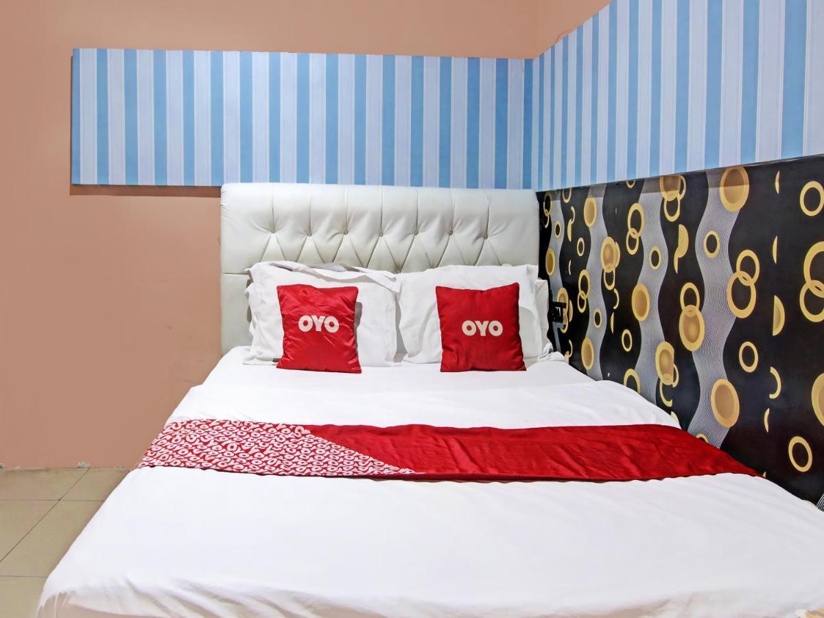 Oyo 91490 Hotel Rumah Kita Cirebon Eksteriør billede